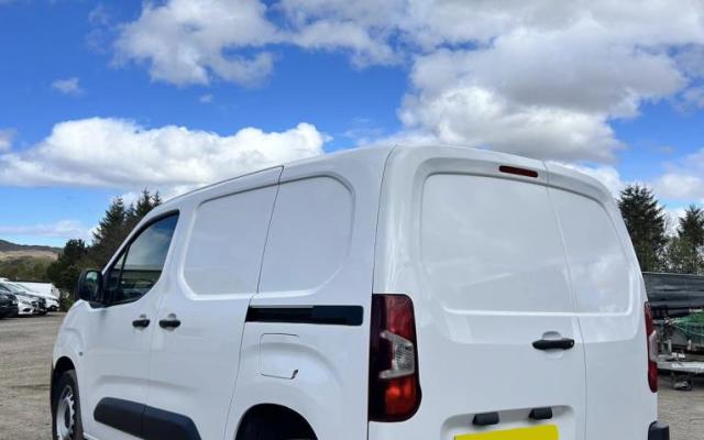 Peugeot Partner Van