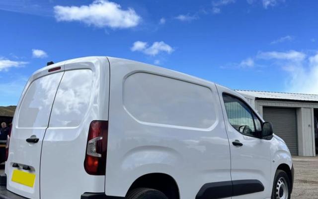 Peugeot Partner Van
