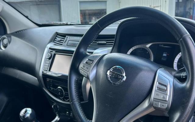 Nissan Navara NP300